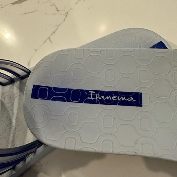 Ipanema Blue Summer  Slides 7 - Picture 2 of 7